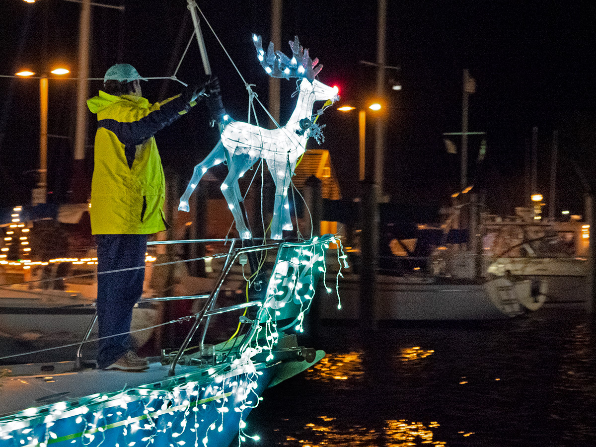 The View From The Annapolis Christmas Boat Lights Parade HOAGonSight